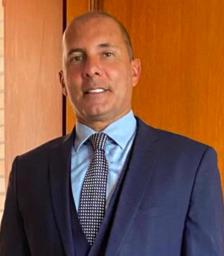 Pelos prêmios recebidos, o Vice-Presidente do Grupo Caburé agradeceu a Associação Brasileira de Líderes, aos valorosos clientes segurados da empresa espalhados por todo o país, ao mercado de seguros e a todos os corretores de seguros e parceiros pela confiança, apoio e preferência.
